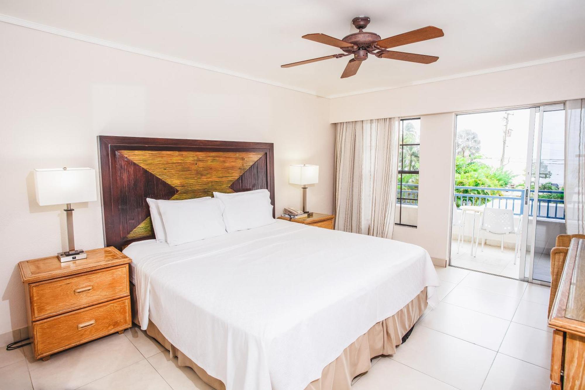 רוקלי Blue Horizon Hotel מראה חיצוני תמונה