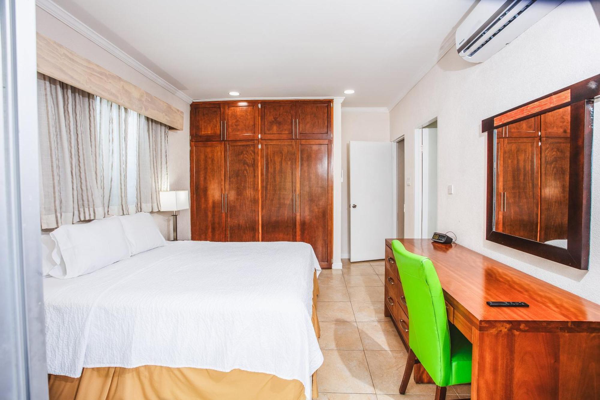 רוקלי Blue Horizon Hotel מראה חיצוני תמונה