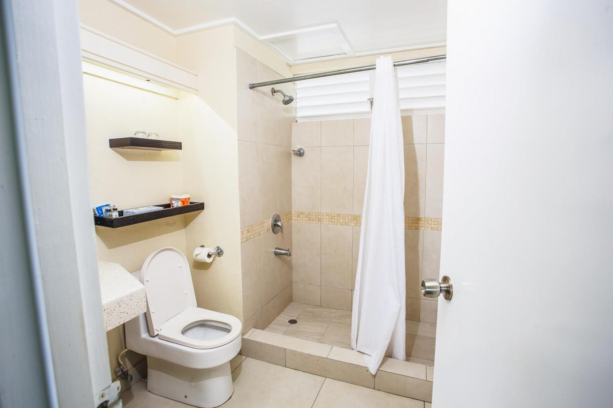 רוקלי Blue Horizon Hotel מראה חיצוני תמונה
