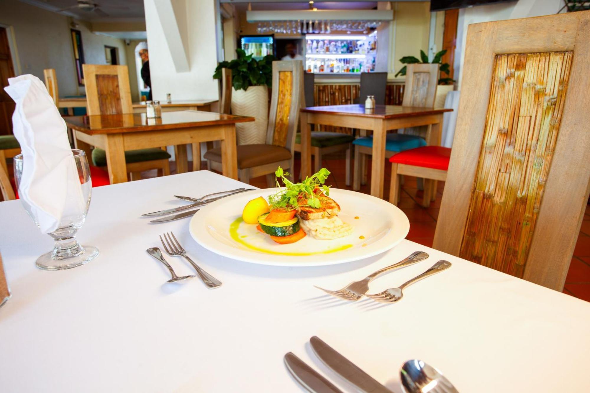 רוקלי Blue Horizon Hotel מראה חיצוני תמונה