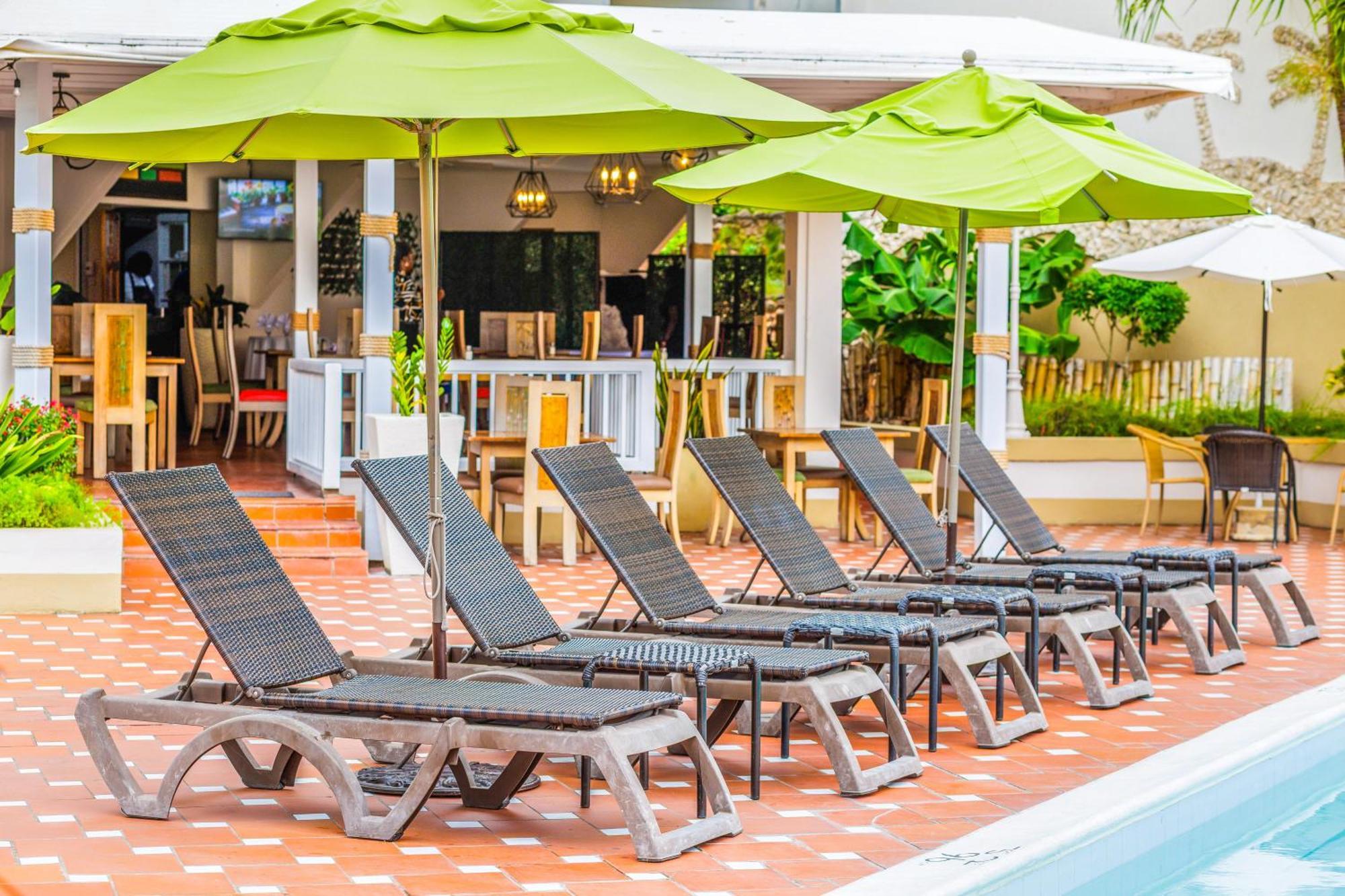 רוקלי Blue Horizon Hotel מראה חיצוני תמונה